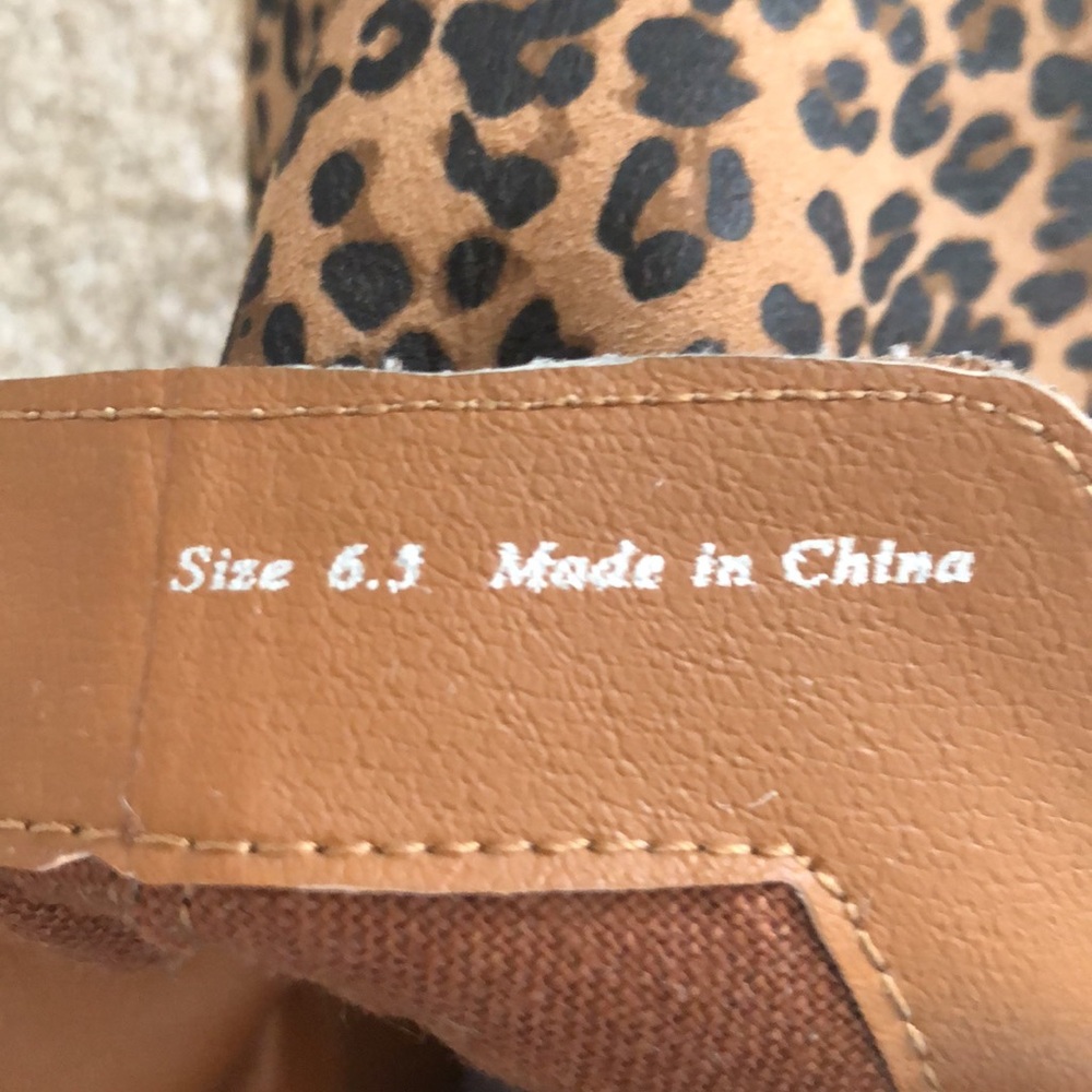 Dolce Vita Leopard Print Booties - Picture 10 of 14